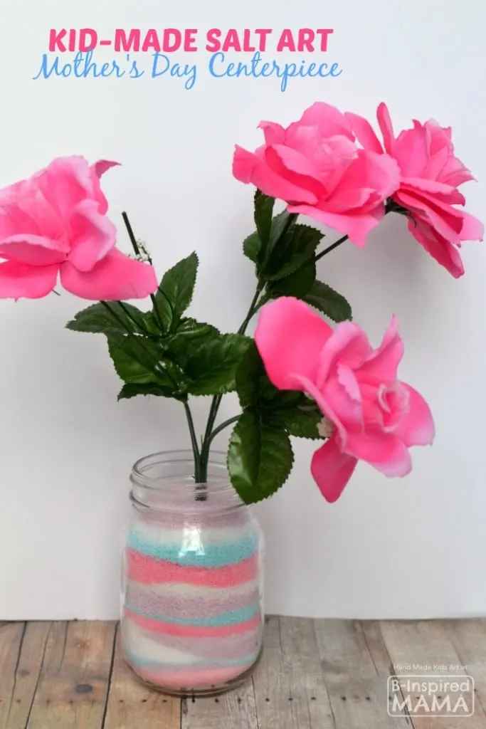 Looking for that perfect Mother's Day gift? Check out these 25 pretty Mother's Day Crafts for Kids. They are also great crafts and gifts to make as Christmas and birthday presents for women.