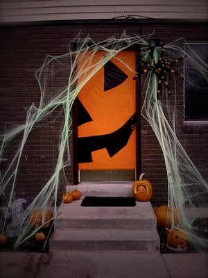 jack o lantern front door