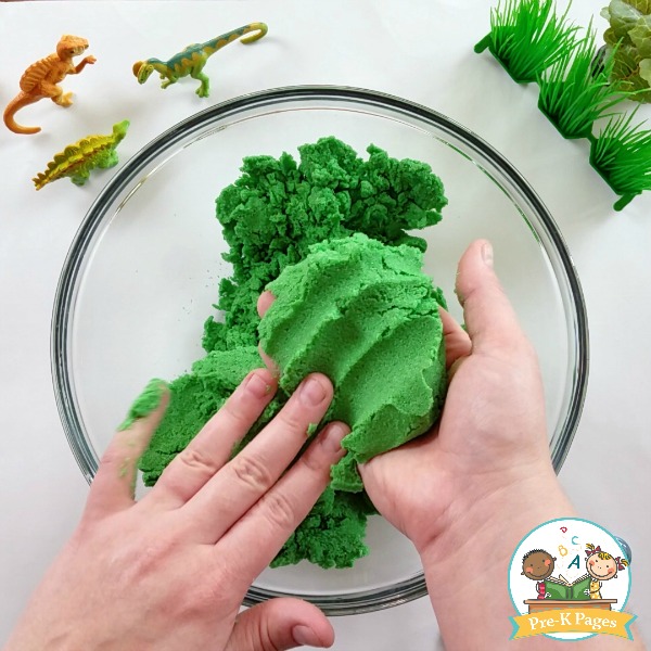 DIY Kinetic Sand Recipe Green