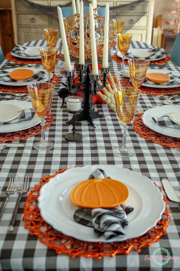 Halloween tablescape 10