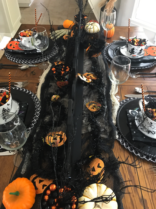 Happy Happy Halloween tablescape19