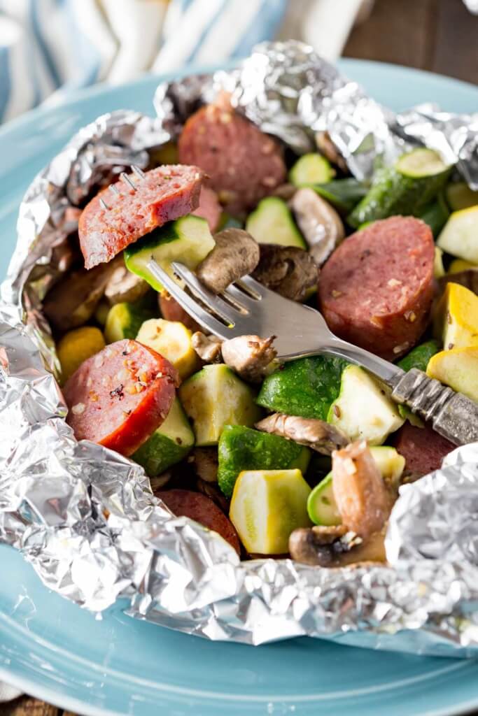 Kielbasa Grill Pouch Hero