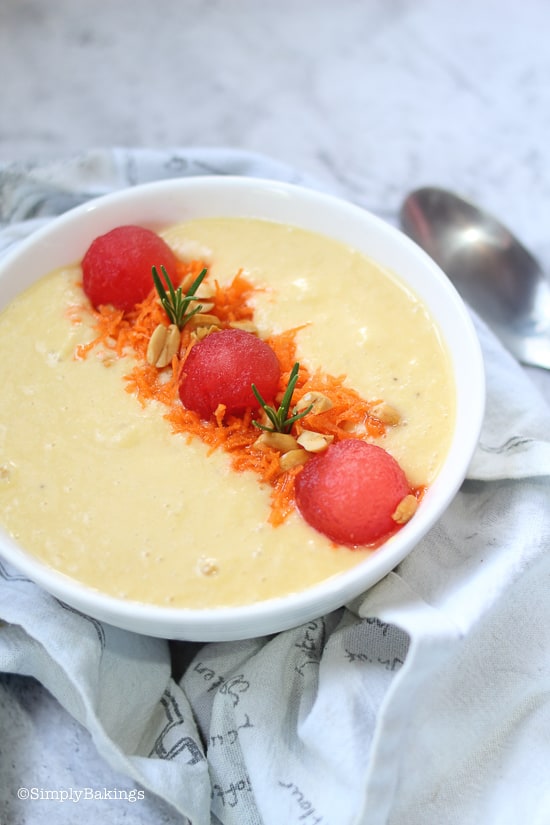 Pineapple Banana Smoothie Bowl 9