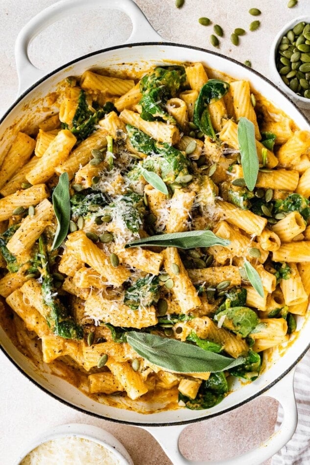 creamy pumpkin pasta hero