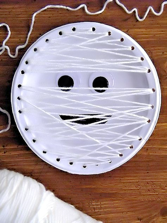 mummy paper plate lacing craft