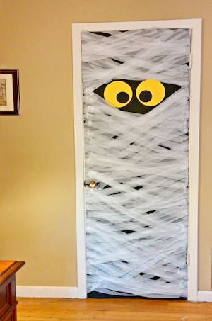 mummy halloween door decoration