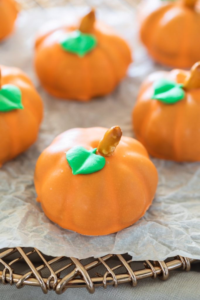 pumpkin oreo ball truffle