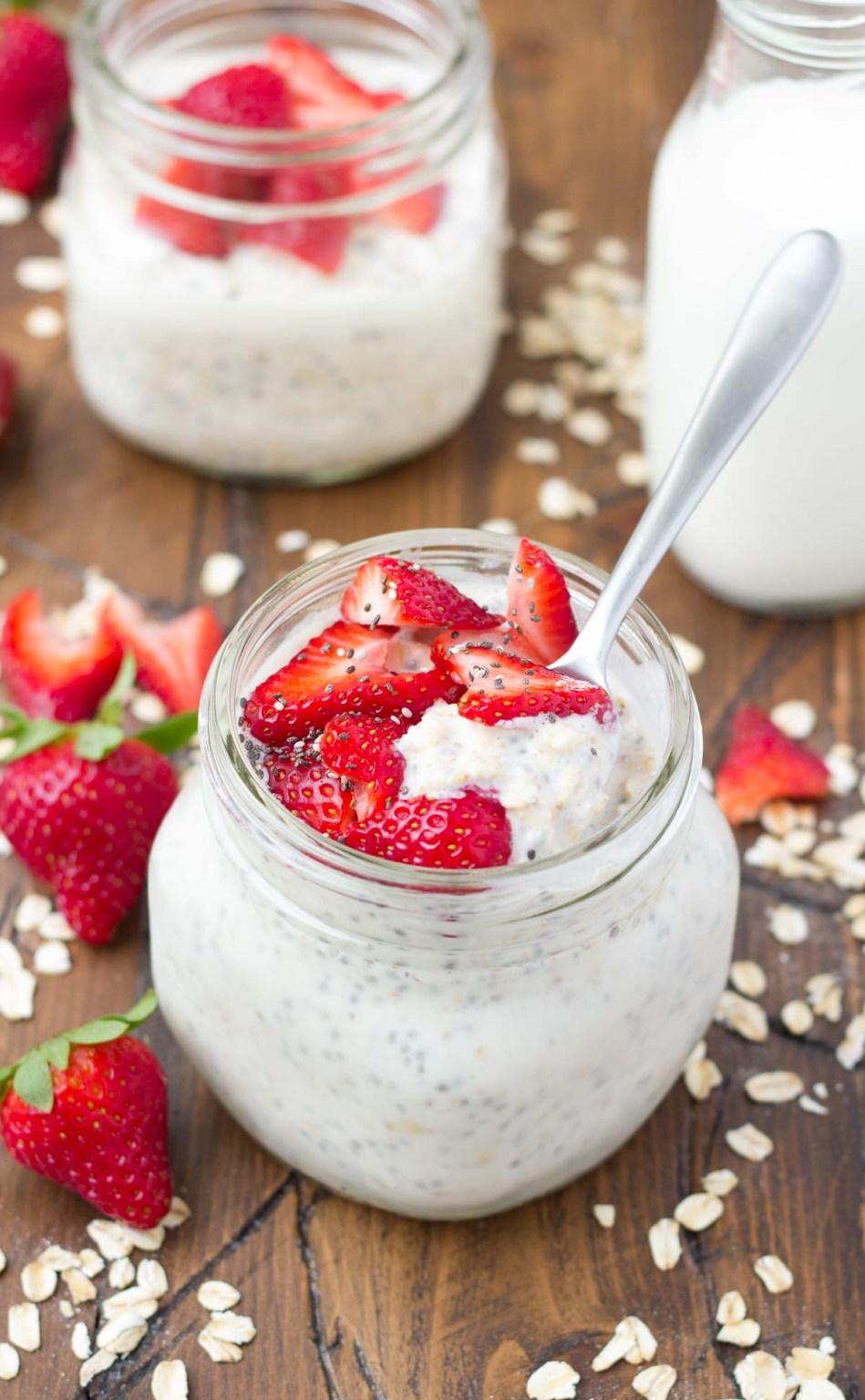 strawberry chia overnight oats 6100