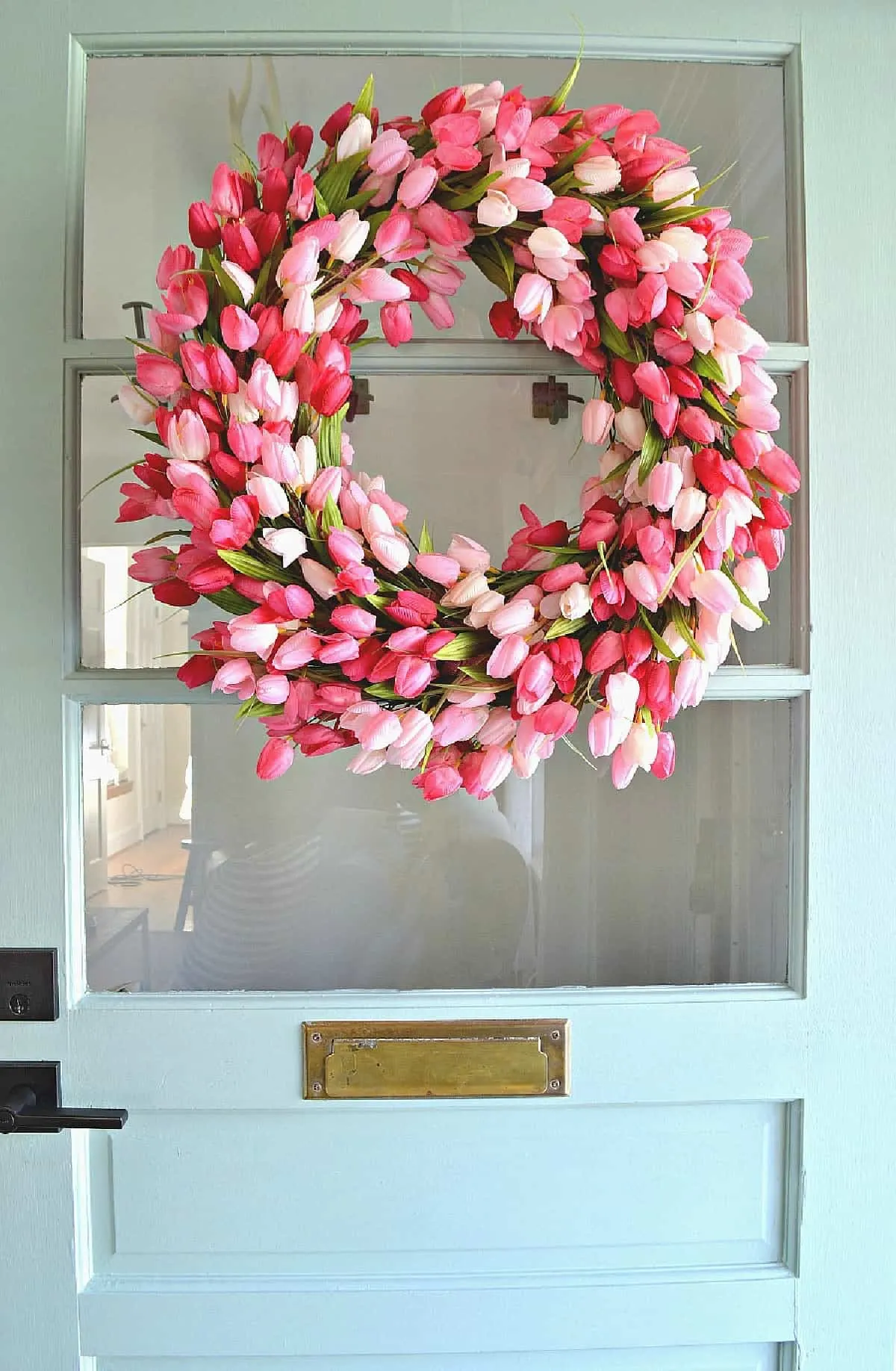 Easy Tulip Wreath DIY